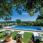 Ferienhaus Lovely In Mocici