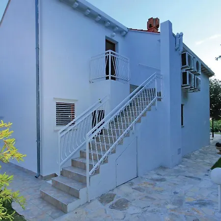 Ferienhaus Beautiful In Mocici Mocici