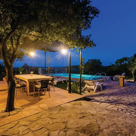 Beautiful In Mocici Ferienhaus