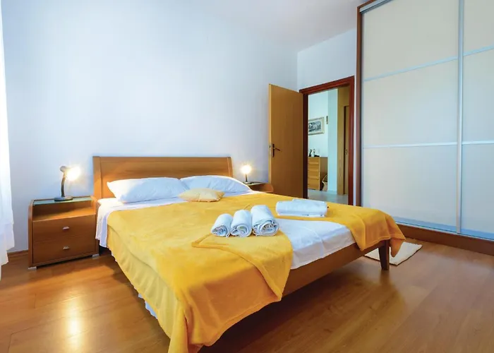 Beautiful In Ferienhaus Mocici