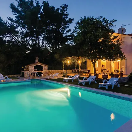 Lovely In Mocici